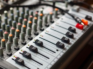 Купить микшерный пульт в интернет-магазине Минотавр
